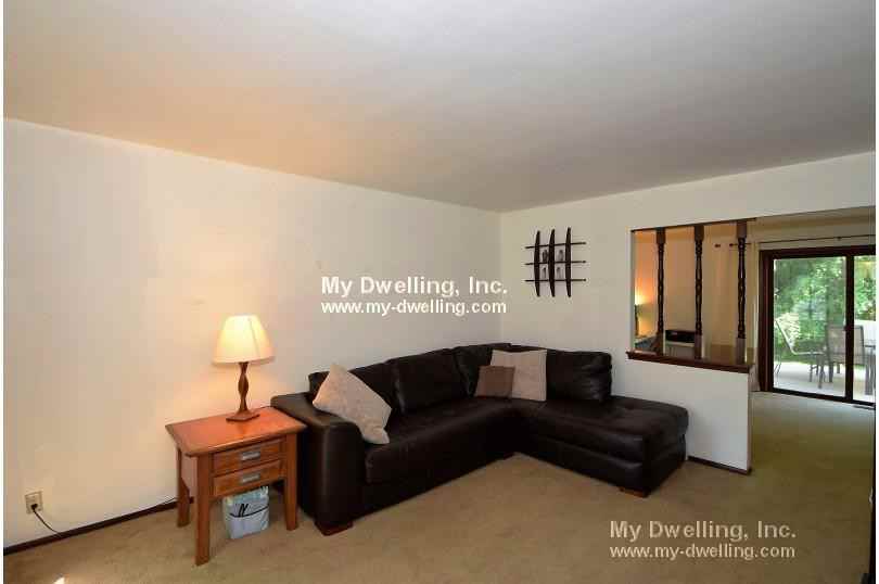 1608 Kuiper Ln - Photo 2 of 21