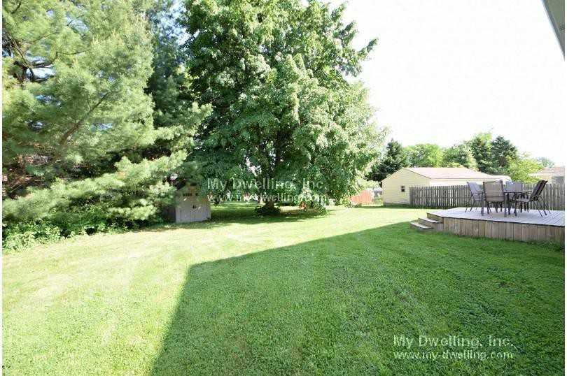 1608 Kuiper Ln - Photo 3 of 21