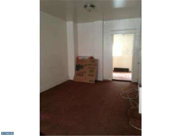 1136 Mercy St - Photo 3 of 15