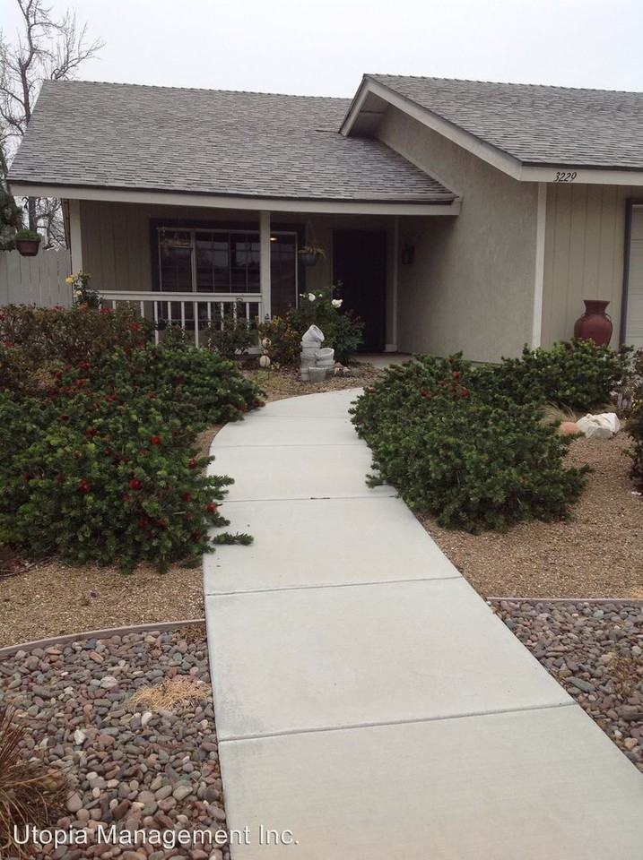 3229 Wishing Well Ct - Photo 2 of 17