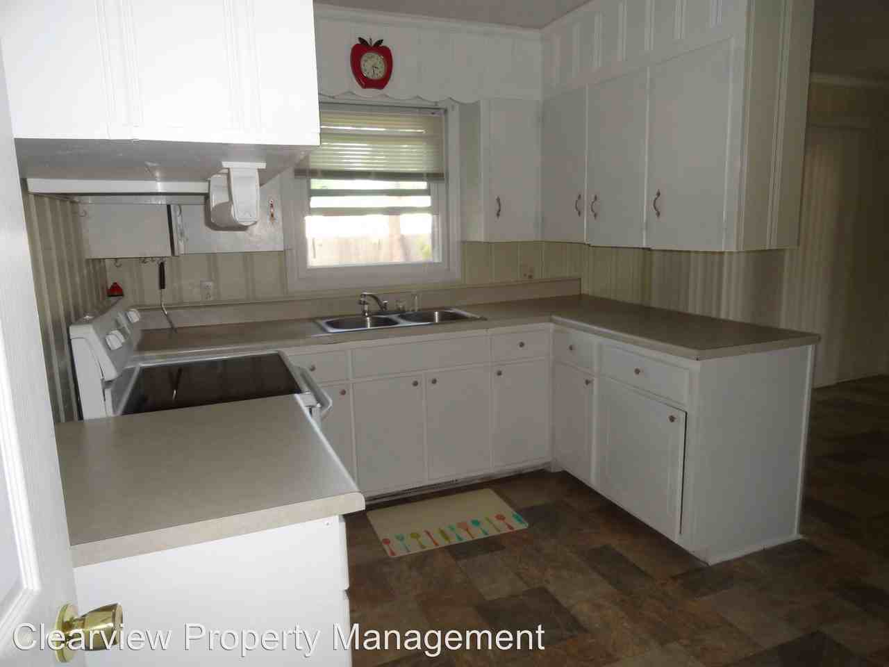 552 W McLean St - Photo 3 of 14
