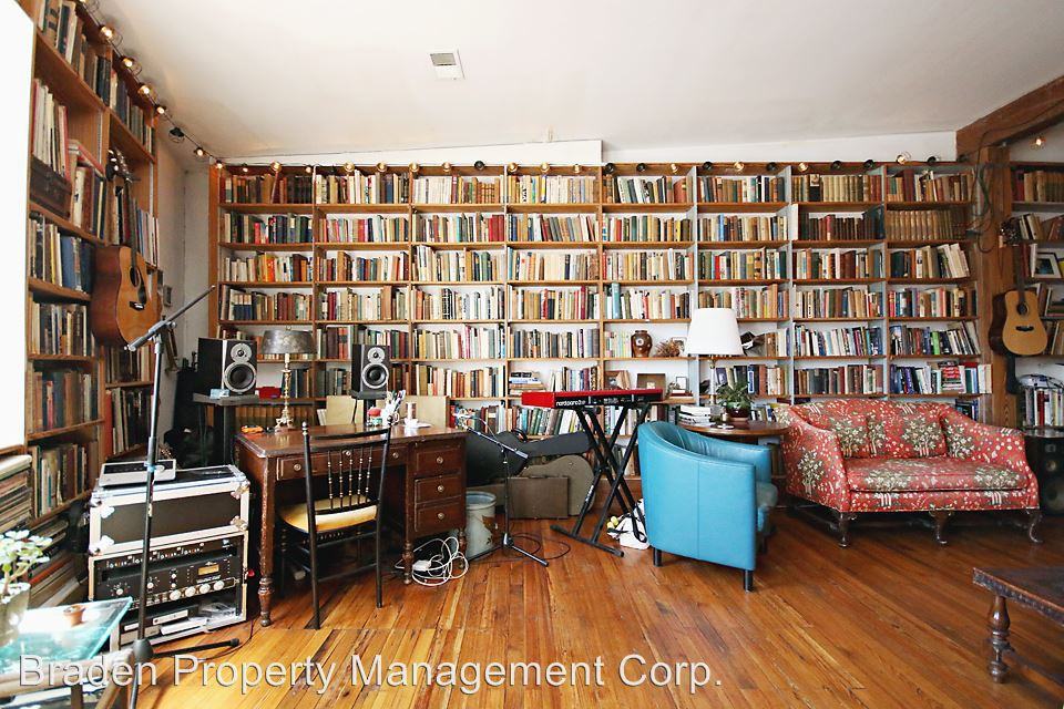 100 W.South Street - Photo 2 of 11