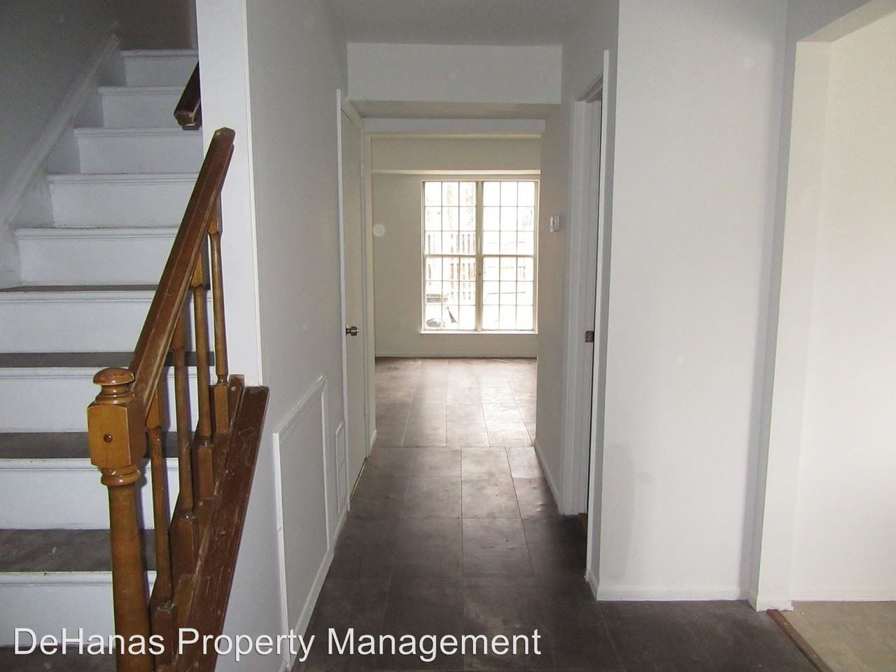 2523 Robinson Pl - Photo 2 of 18