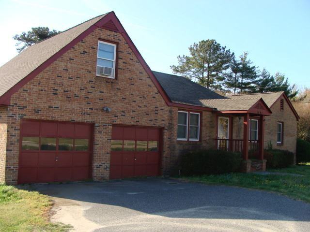 1491 Greate Rd - Photo 2 of 13