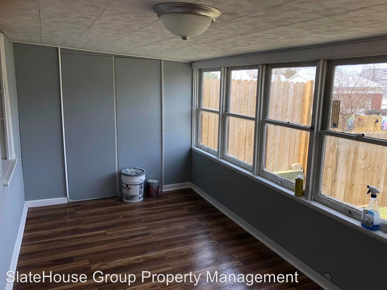 21 E Market St - Photo 3 of 10