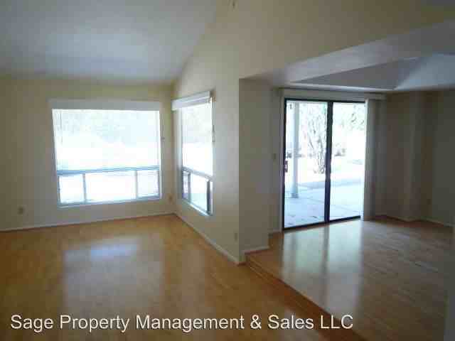 7562 E Larkspur Dr - Photo 2 of 10