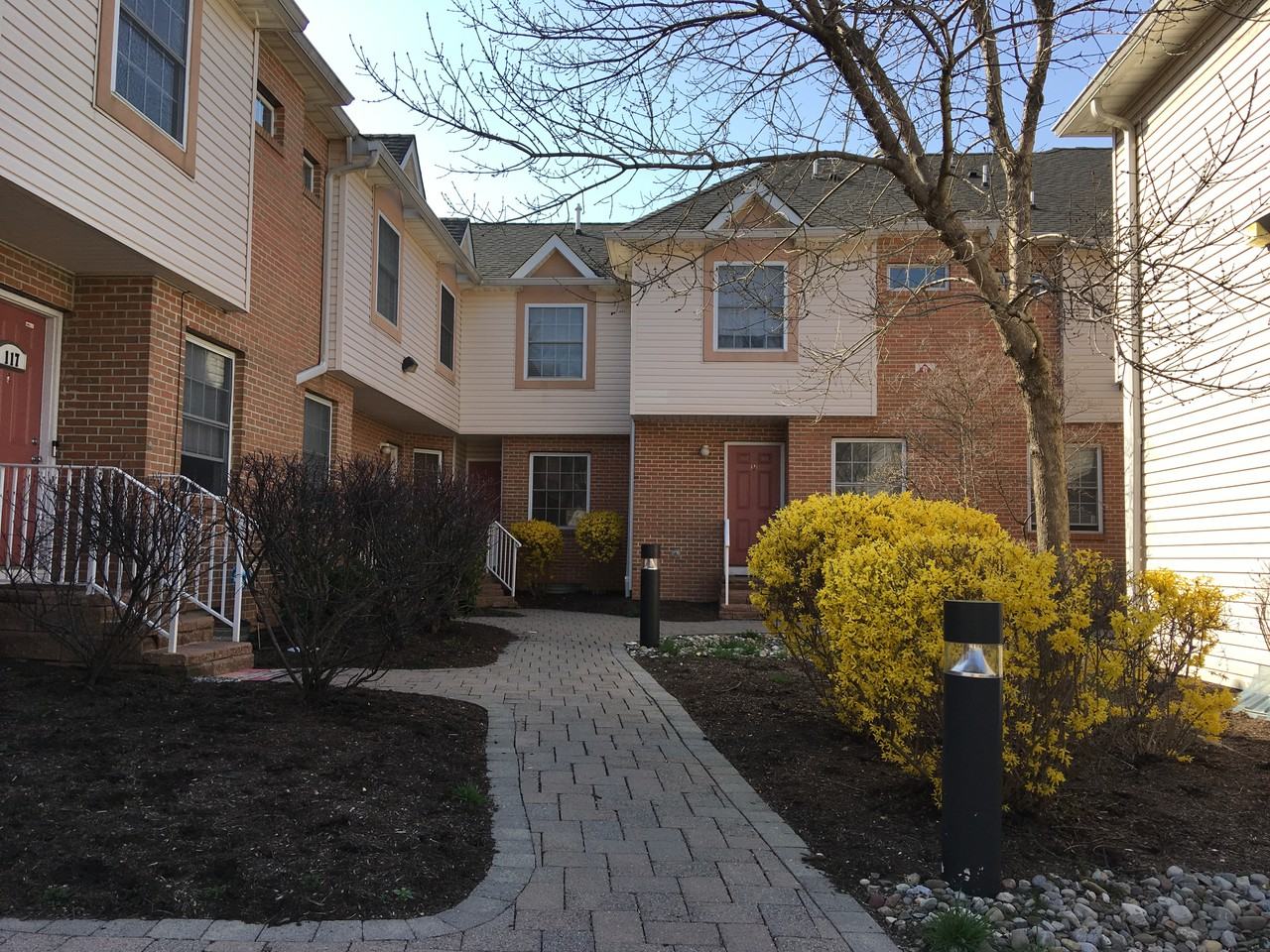 125 Adamecs Way - Photo 2 of 20