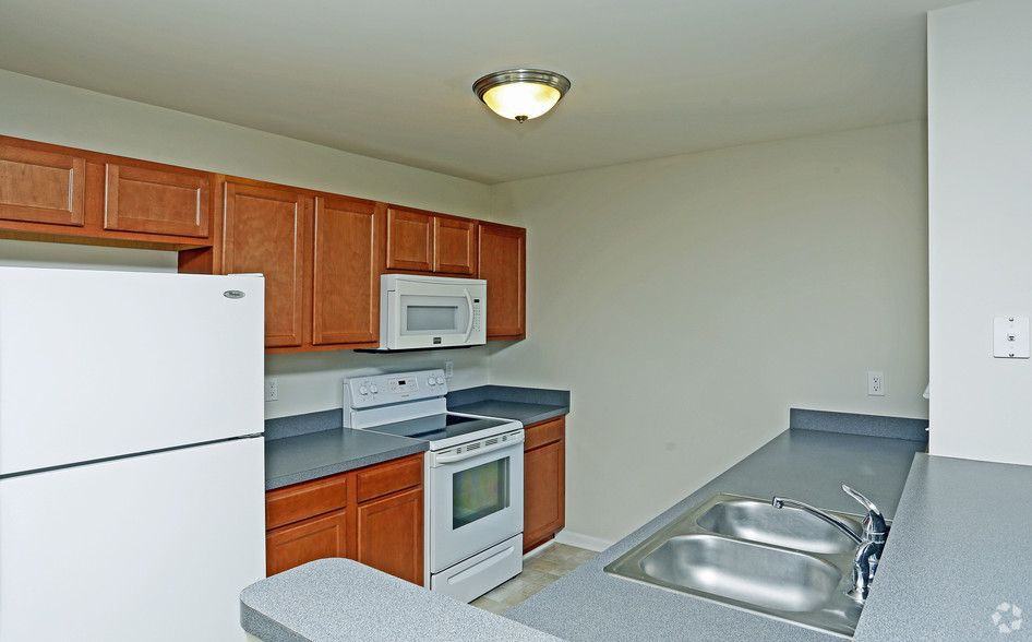 578 Napa Valley Dr - Photo 3 of 13