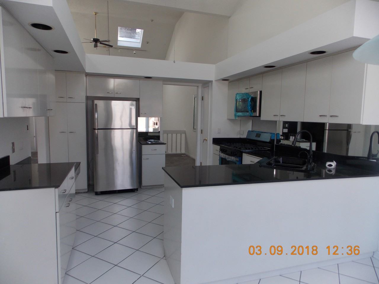 20085 Inverness Ct - Photo 3 of 19