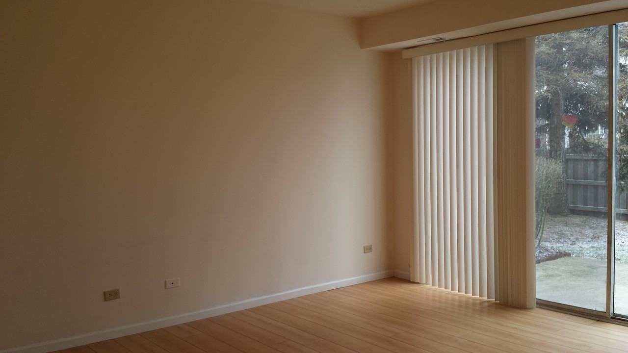 1520 Darien Lake Dr - Photo 3 of 12