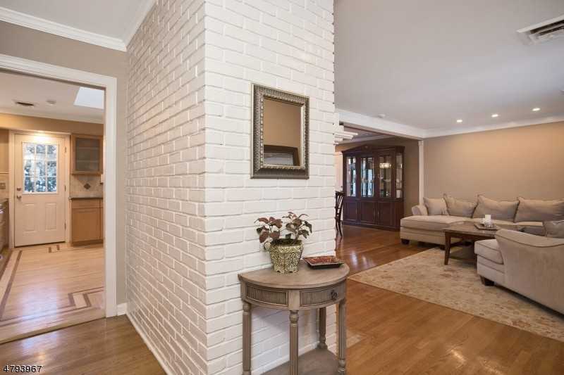 751 Stevens Ave - Photo 3 of 14