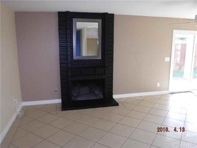 3018 Amsterdam Dr - Photo 3 of 21