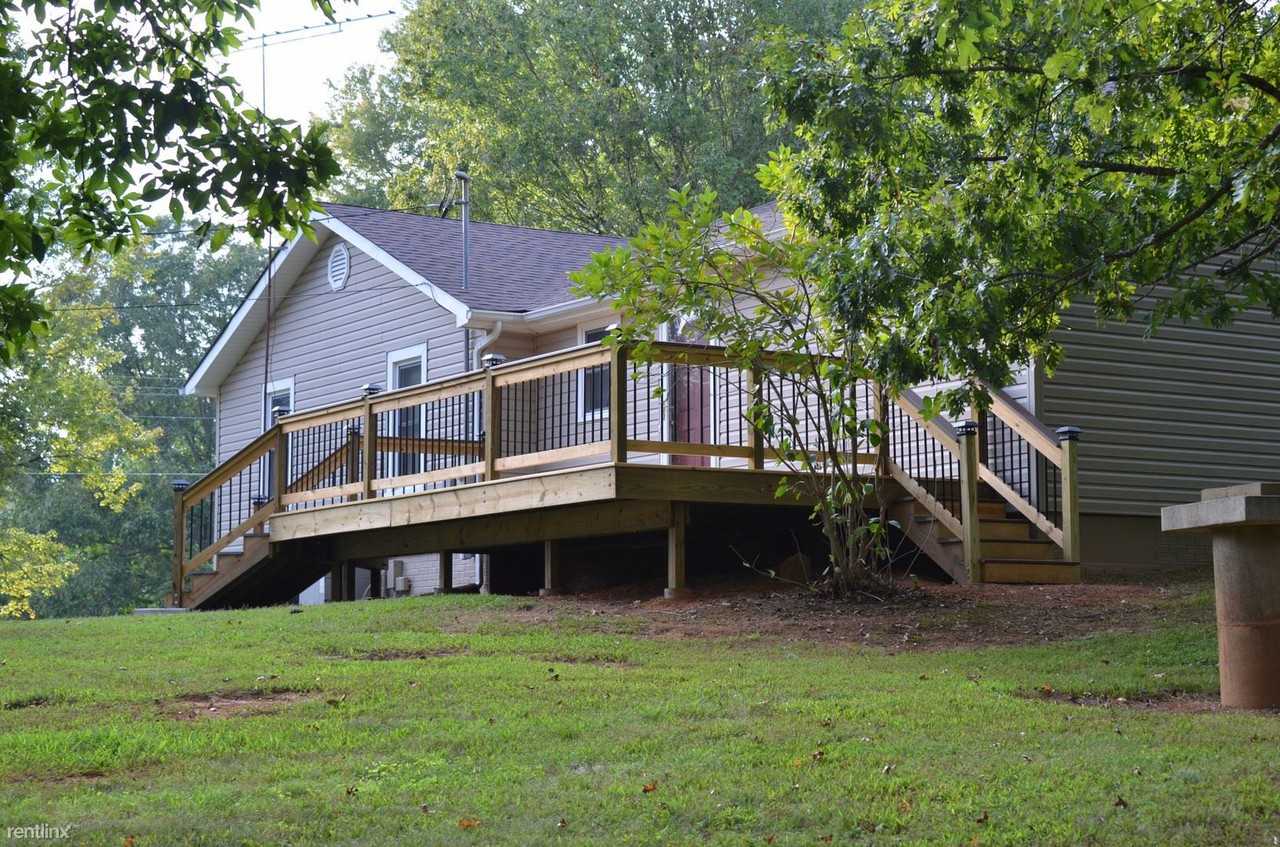 871 Crousetown Rd - Photo 3 of 40