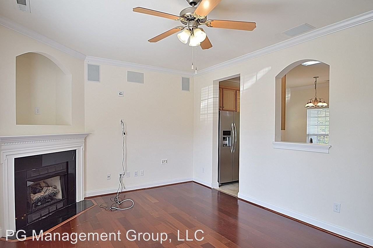16506 Ambassador Park Dr - Photo 3 of 19