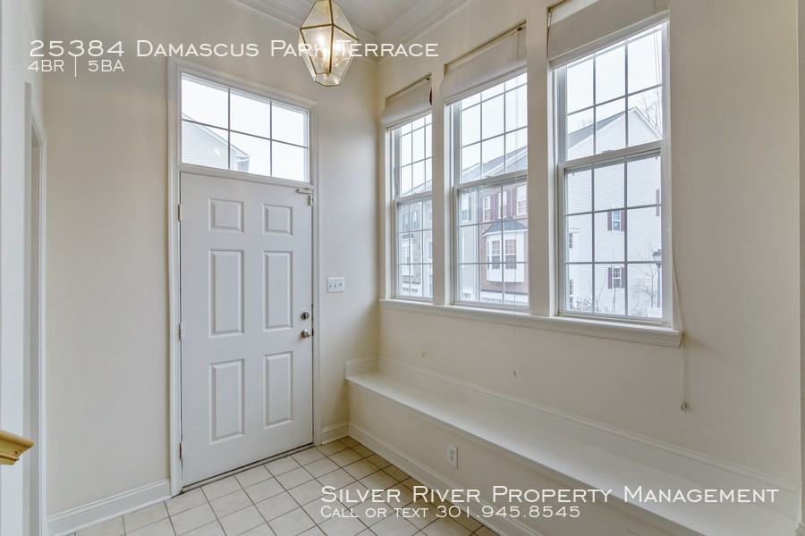 25384 Damascus Park Terrace - Photo 3 of 29