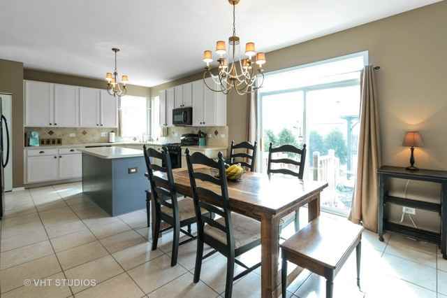 1330 Baroque Ave - Photo 3 of 10