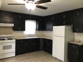 23 Arrowhead Dr - Photo 2 of 10