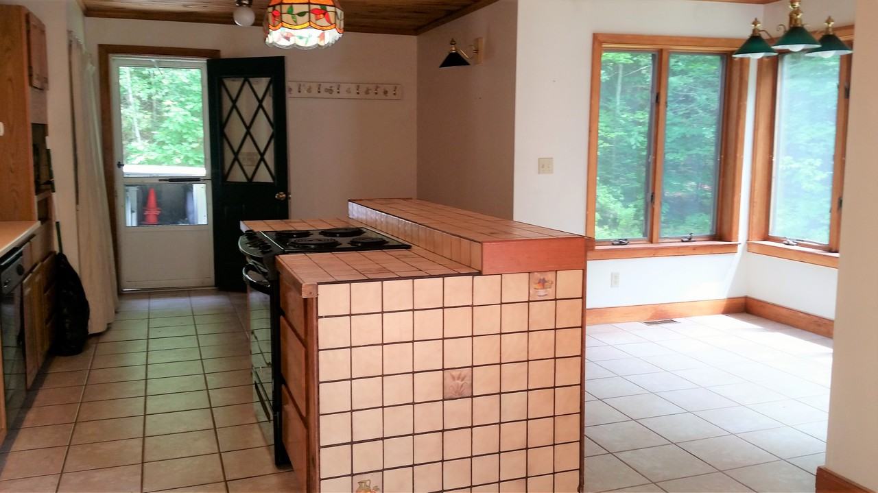 7 Brady Rd - Photo 2 of 13