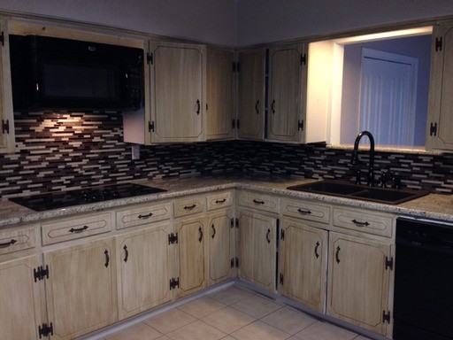 514 Peach St - Photo 3 of 12