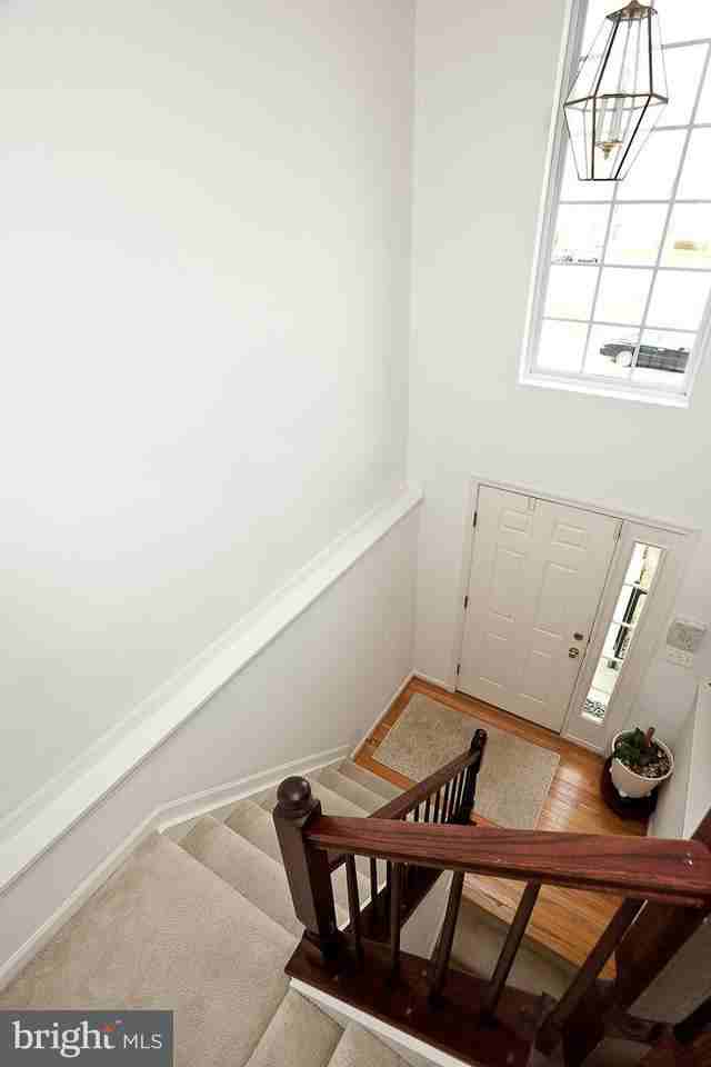 5059 Leasdale Rd - Photo 2 of 19