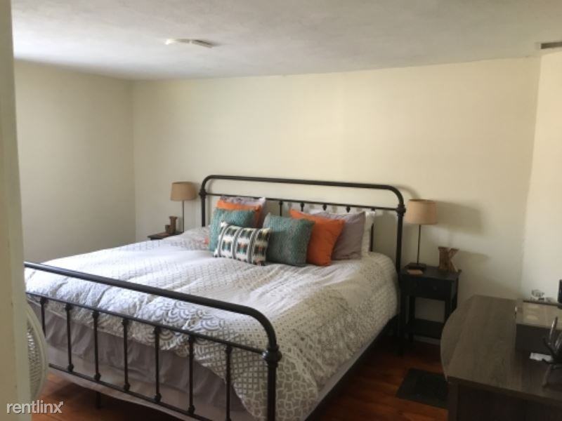 168 River Rd - Photo 3 of 7