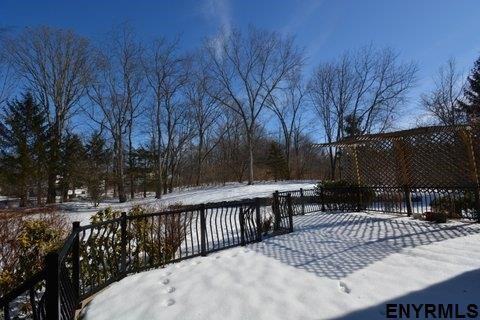 33 Claremont Dr - Photo 2 of 10