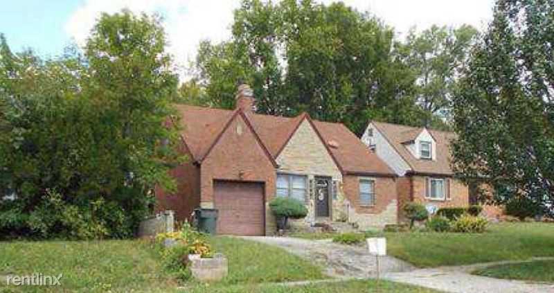 2921 Earlham Dr - Photo 2 of 2