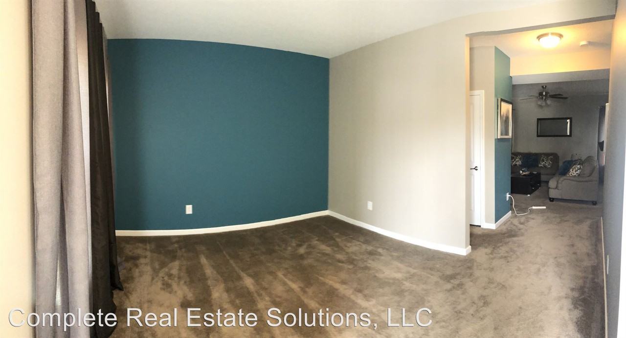 652 Classic Ln - Photo 2 of 11