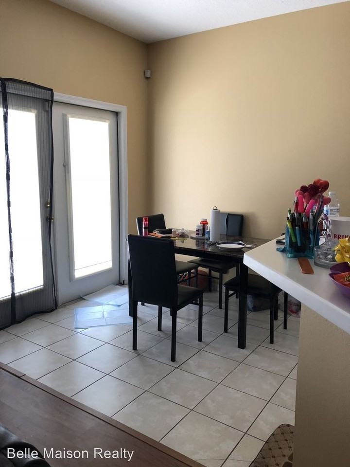 604 Maple Pointe Dr - Photo 3 of 6