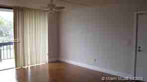 8307 Southwest 142nd Avenue - Photo 3 of 6