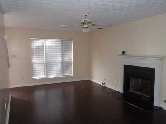 116 Court St - Photo 2 of 9