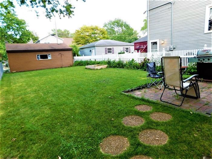 3801 Harrison Ave - Photo 2 of 14