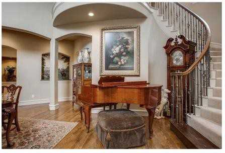 2310 Briar Ct - Photo 2 of 16