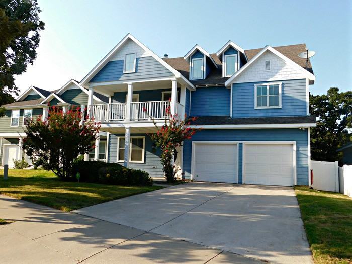 9901 Cherry Tree Ln - Photo 2 of 34