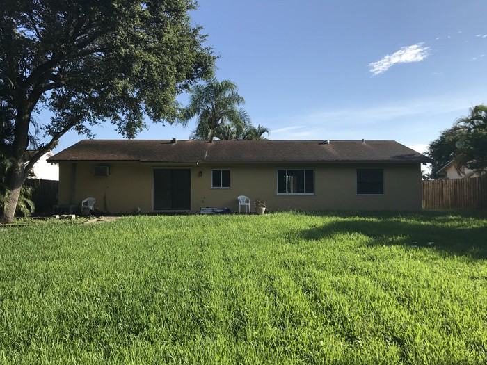 12480 SW 11th St - Photo 2 of 14