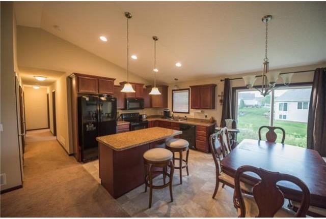 1803 10th St NE - Photo 3 of 13