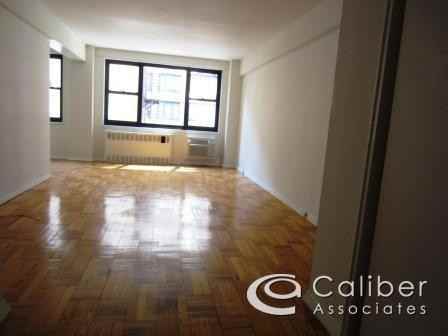 E 39th St #ST47