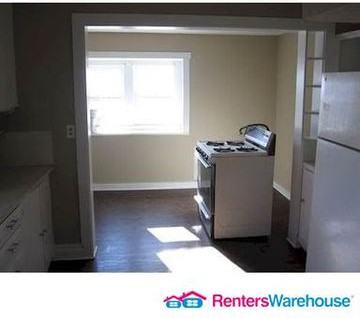 716 SW 35th St - Photo 3 of 4