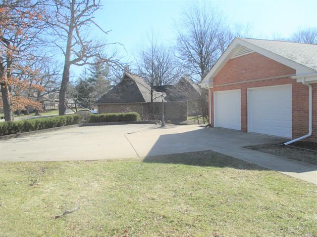 648 Pheasant Trail - Photo 3 of 27
