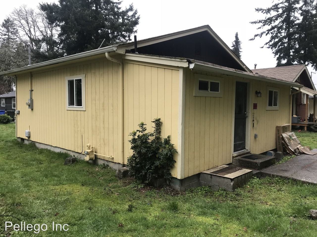 15527 Grant Ave SW - Photo 3 of 3