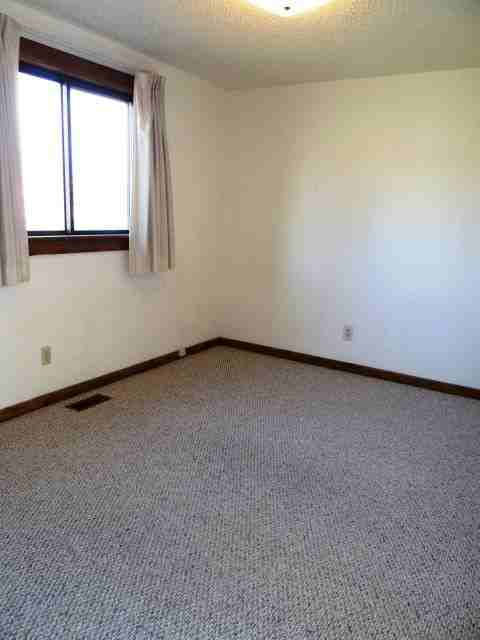 191 Bohl Ave - Photo 3 of 6