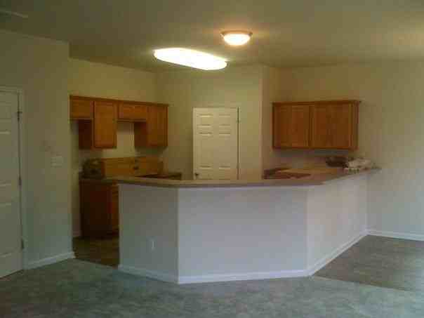 2515 Cottage Ave - Photo 2 of 7