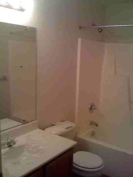 2515 Cottage Ave - Photo 3 of 7