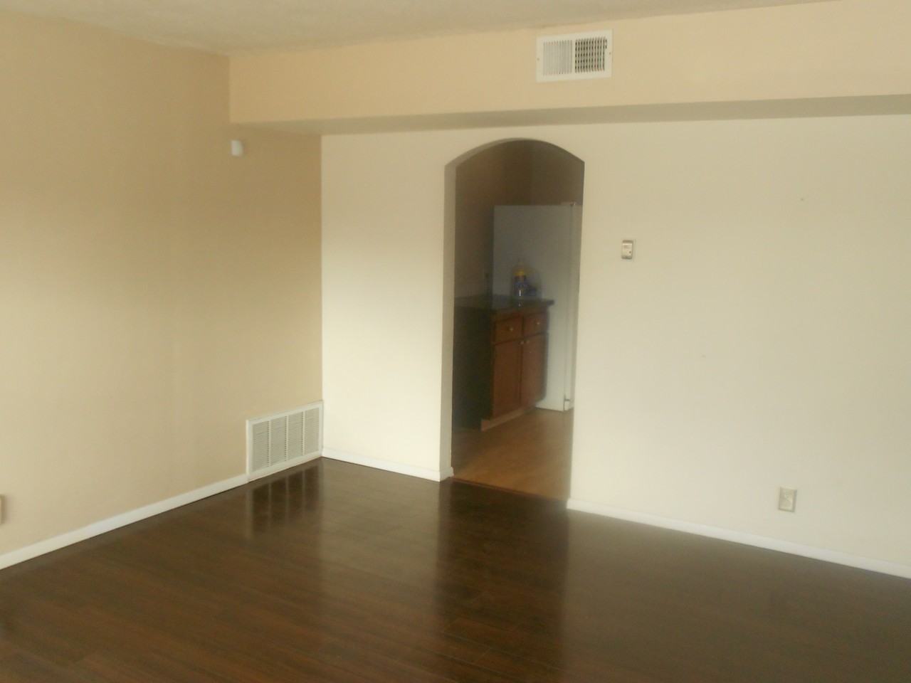 2412 Elizabeth St NE - Photo 3 of 21