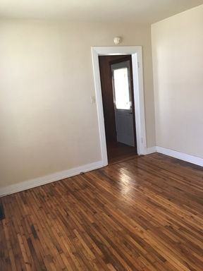 2119 Willow St - Photo 3 of 18