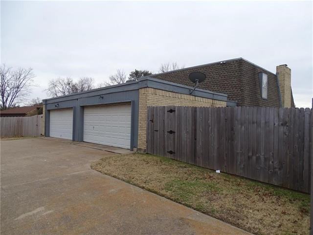 4509 Altamesa Blvd - Photo 2 of 11