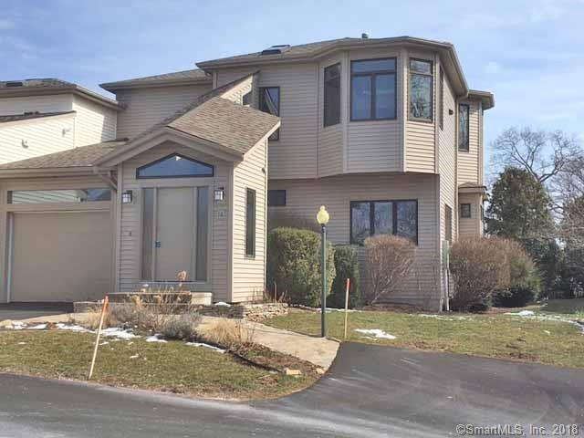 16 Whalers Point - Photo 3 of 14