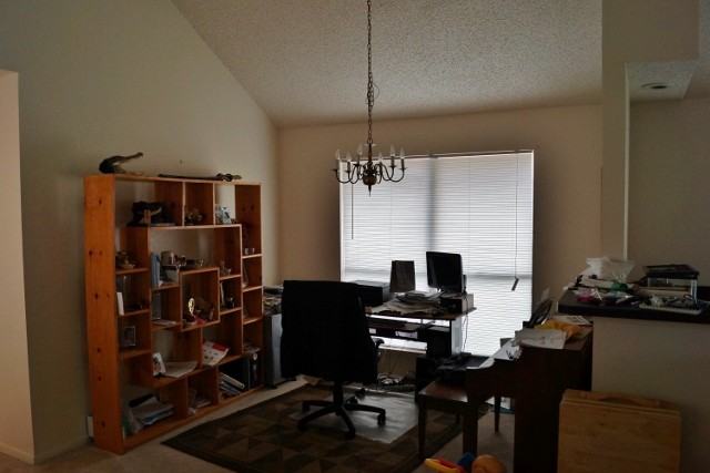 1507 Endicott Dr - Photo 3 of 10