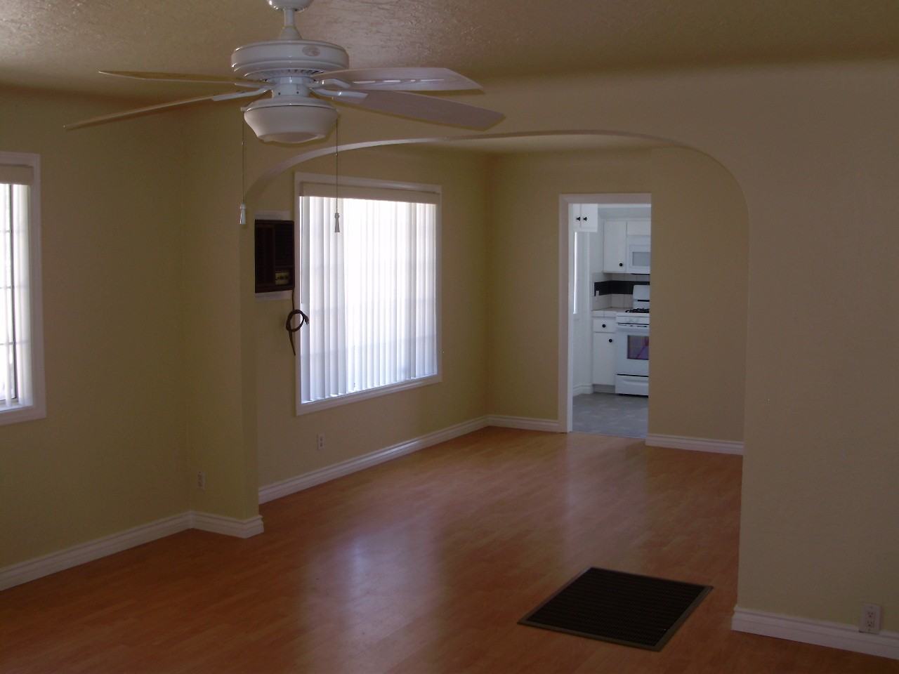 344 E 60th St - Photo 3 of 13