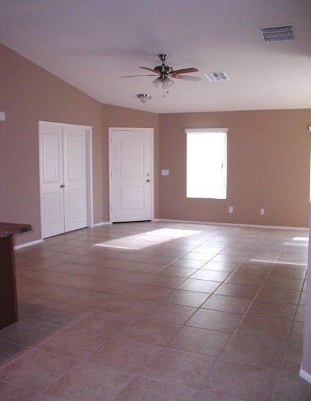 28866 N Coal Ave - Photo 2 of 11